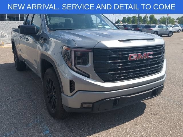 2025 GMC Sierra 1500 Elevation