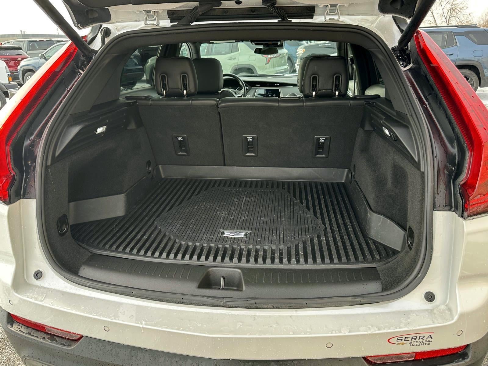 2023 Cadillac XT4 Luxury