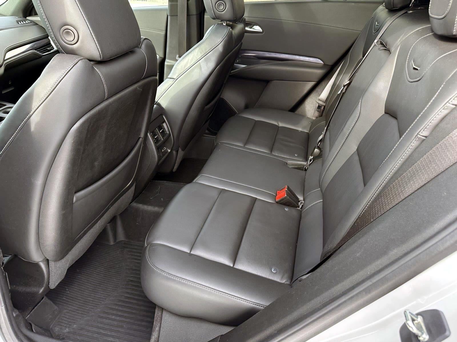 2023 Cadillac XT4 Luxury