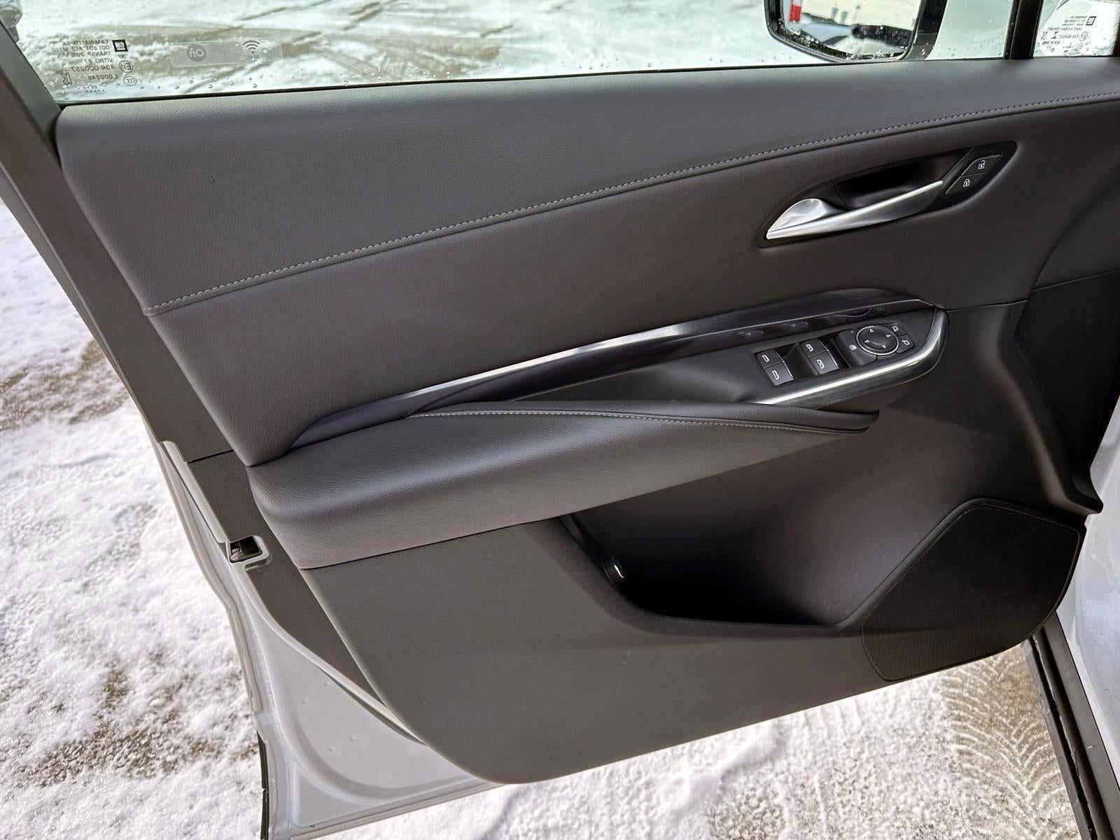 2023 Cadillac XT4 Luxury