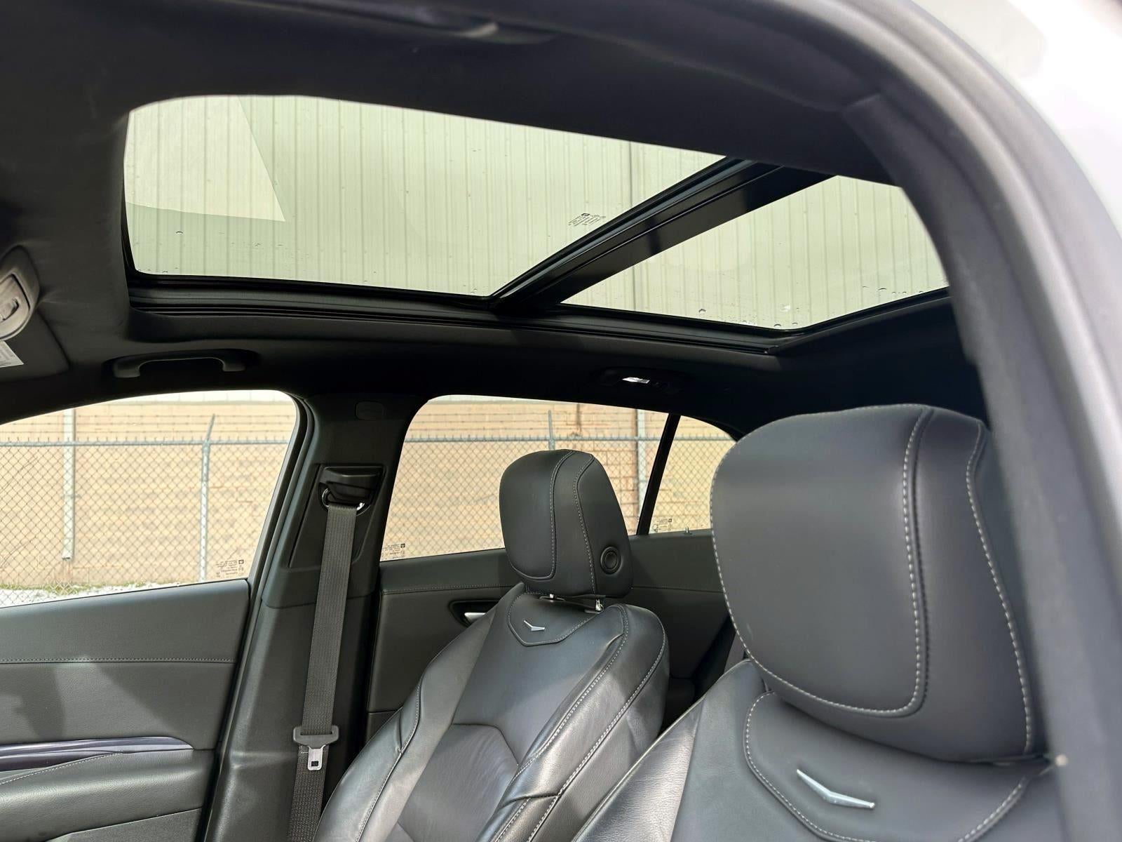 2023 Cadillac XT4 Luxury