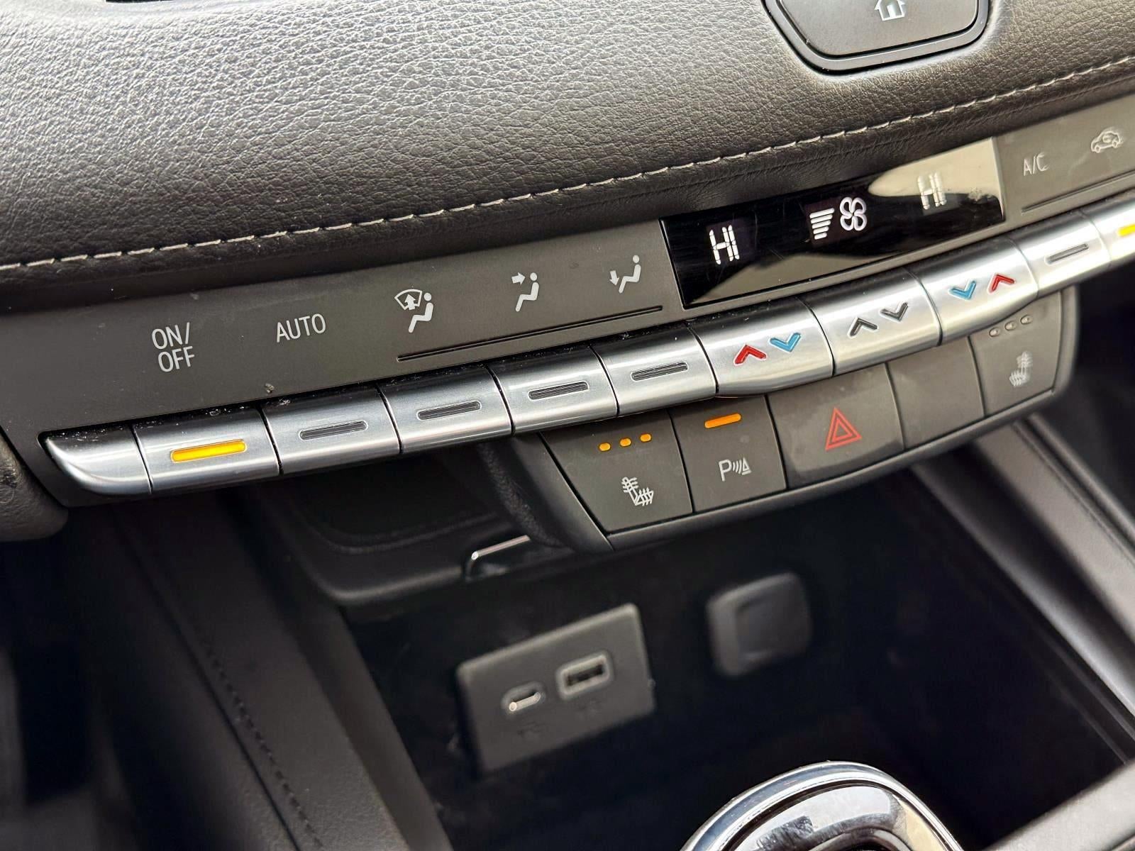 2023 Cadillac XT4 Luxury