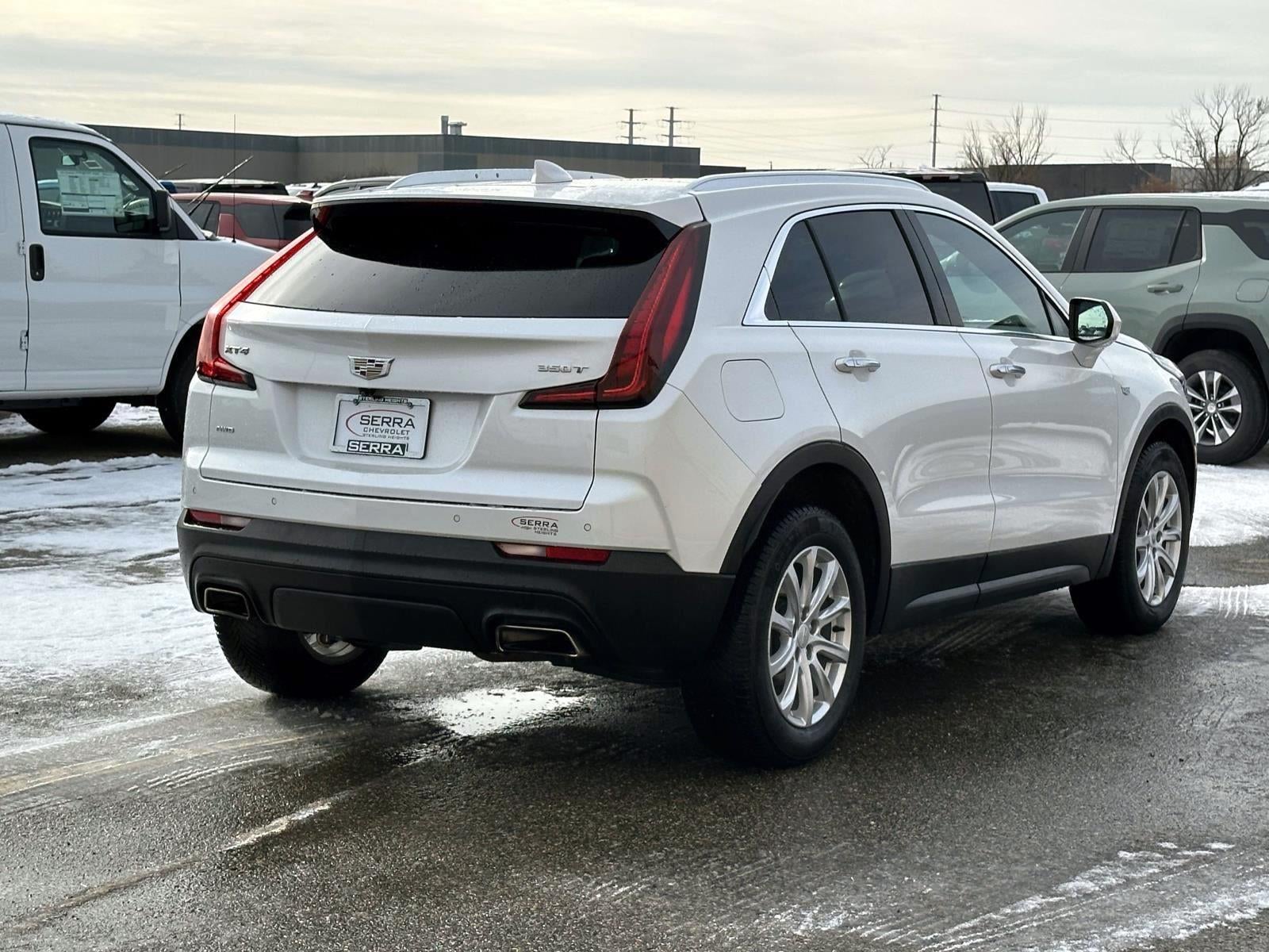 2023 Cadillac XT4 Luxury