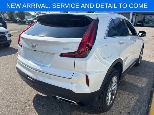 2024 Cadillac XT4 Premium Luxury