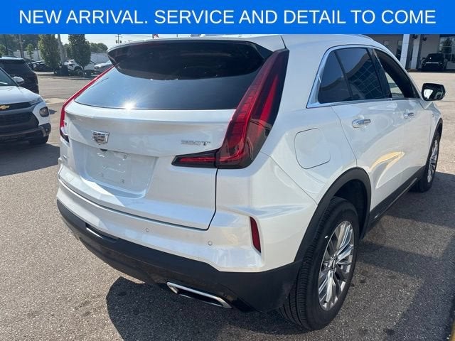 2024 Cadillac XT4 Premium Luxury