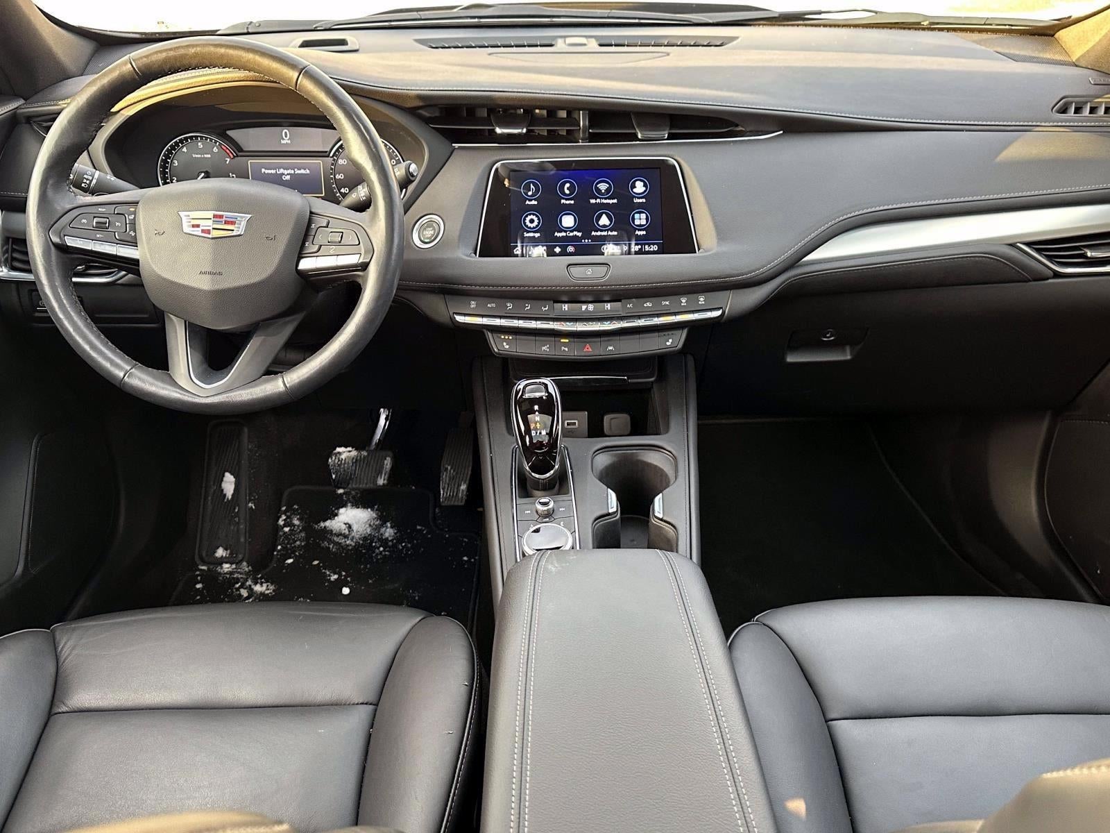 2023 Cadillac XT4 Premium Luxury