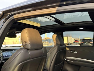 2023 Cadillac XT4 Premium Luxury