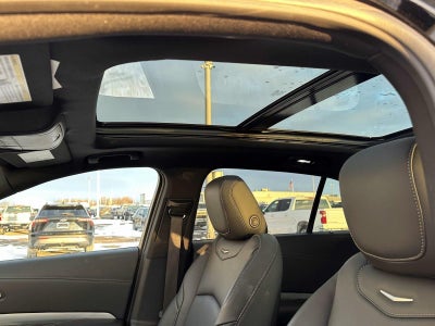 2023 Cadillac XT4 Premium Luxury