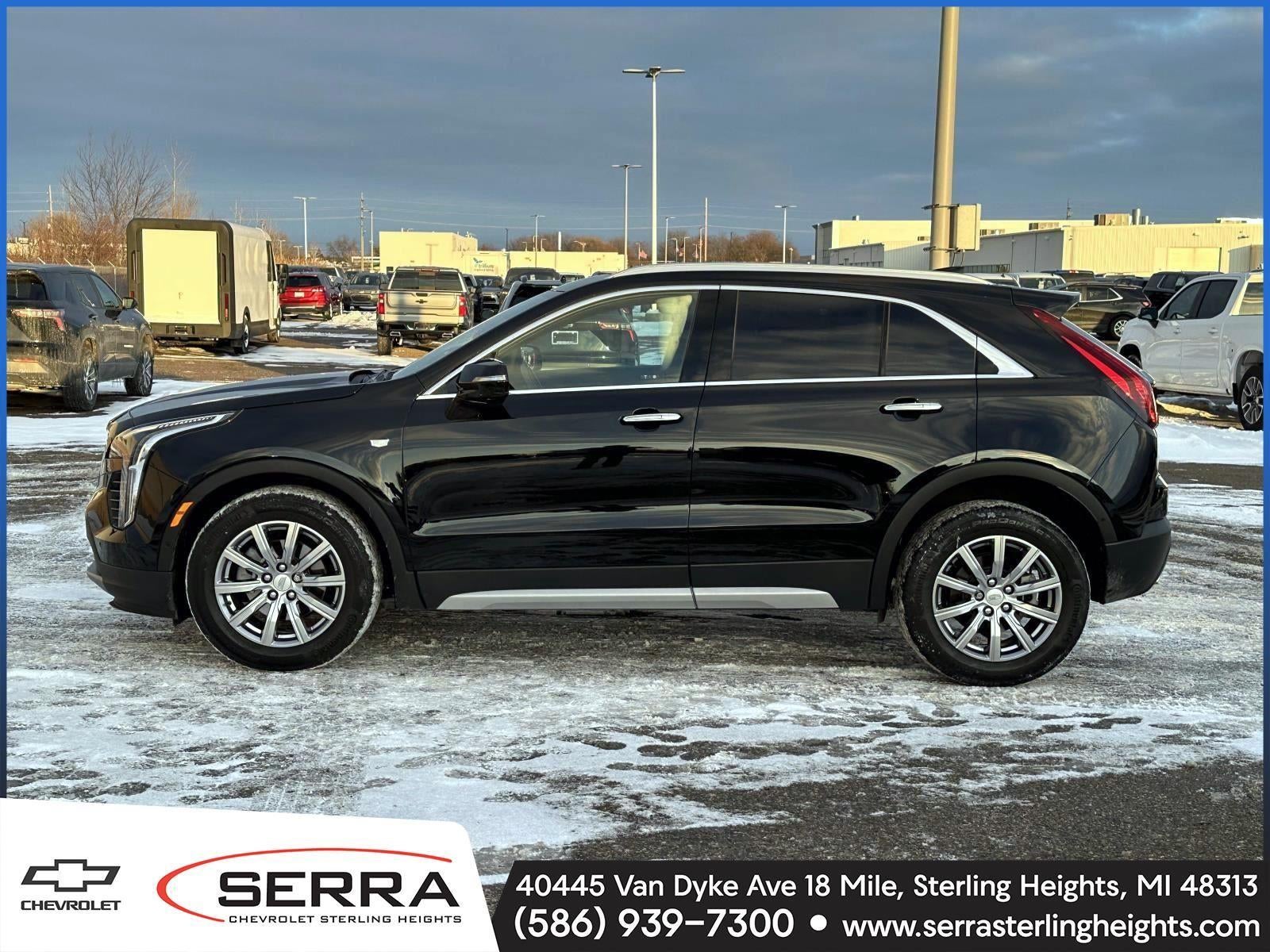 2023 Cadillac XT4 Premium Luxury