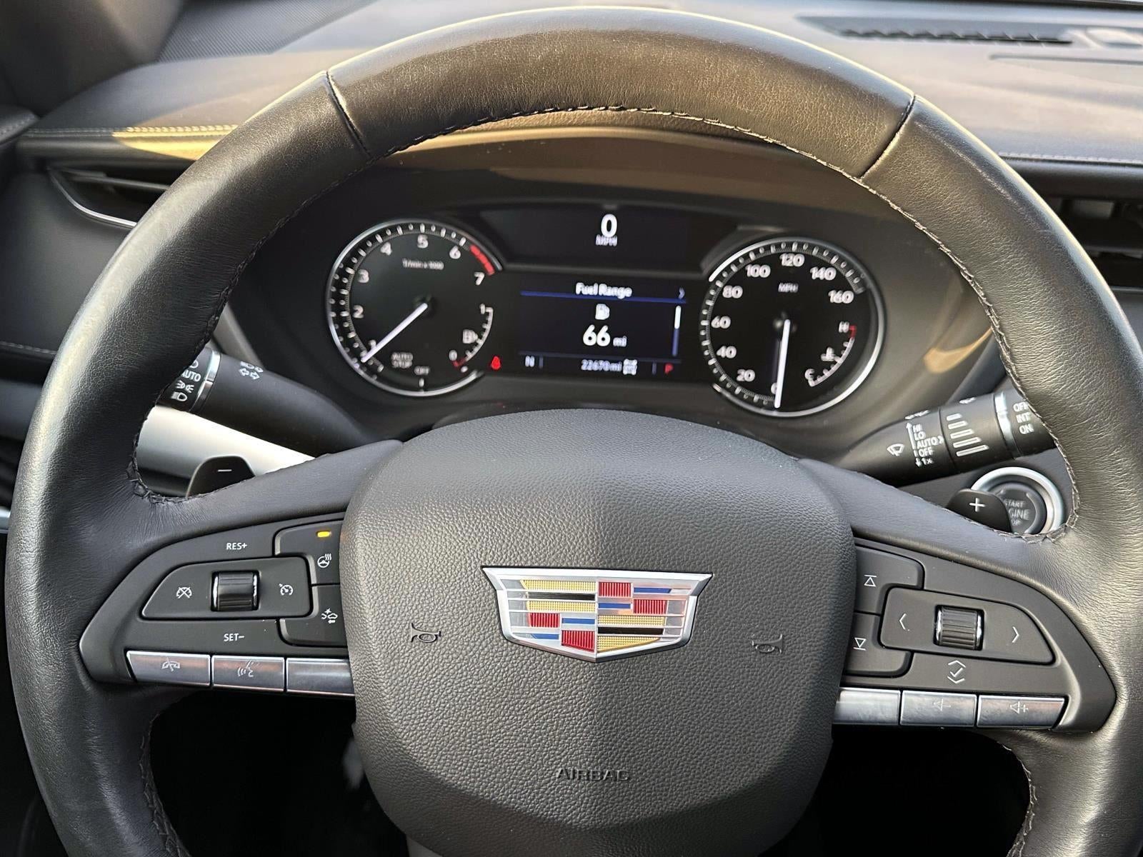 2023 Cadillac XT4 Premium Luxury