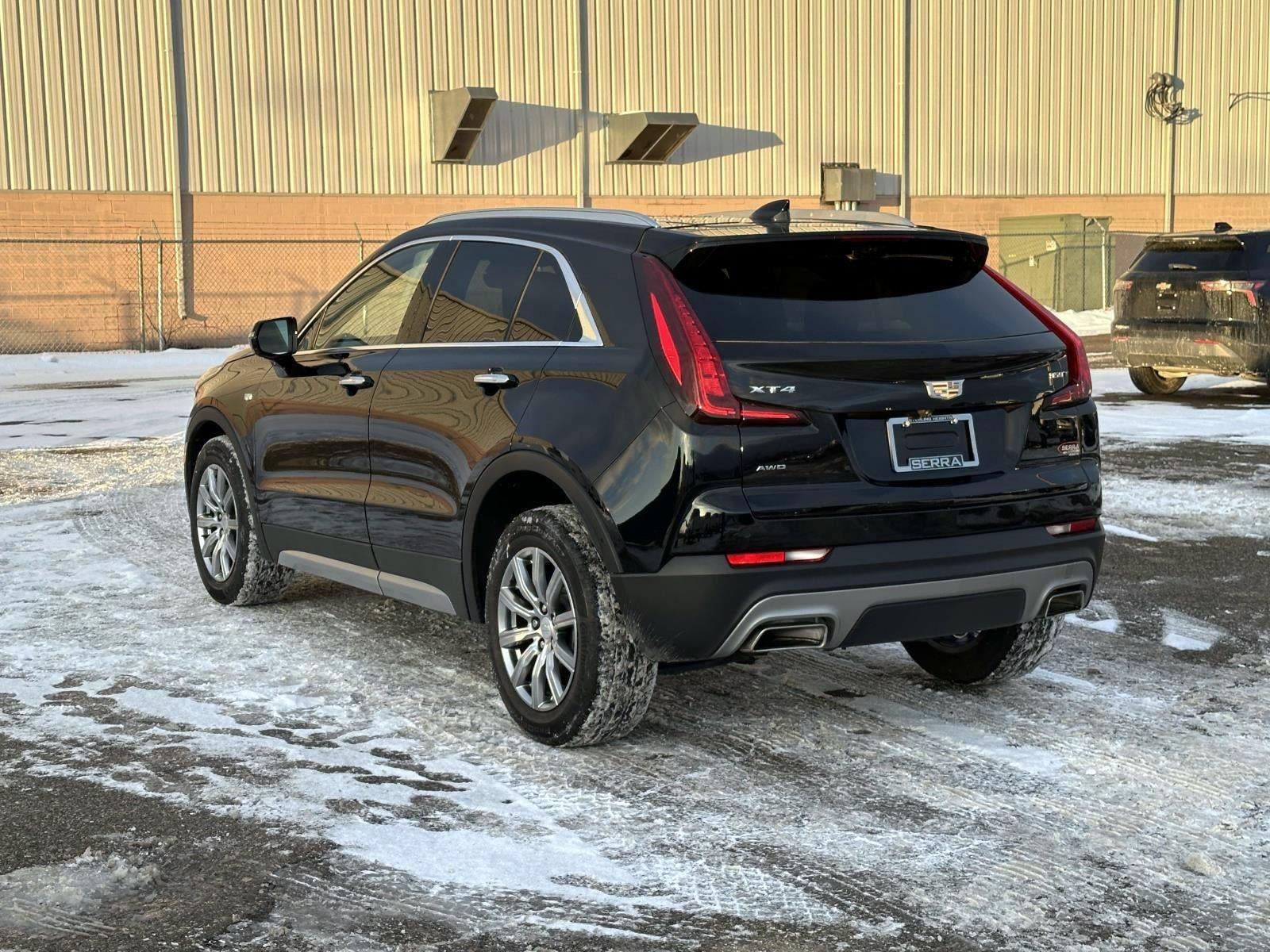2023 Cadillac XT4 Premium Luxury