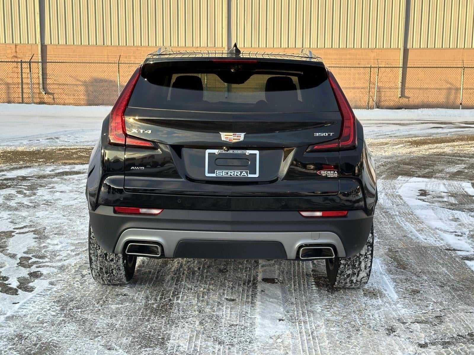 2023 Cadillac XT4 Premium Luxury