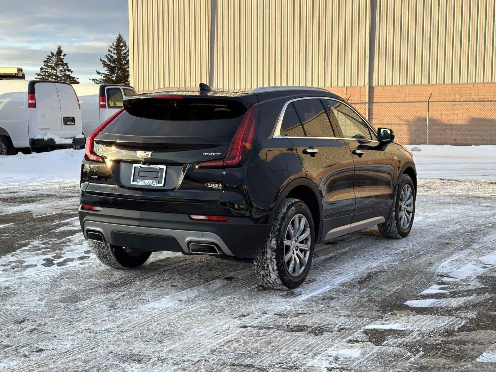 2023 Cadillac XT4 Premium Luxury