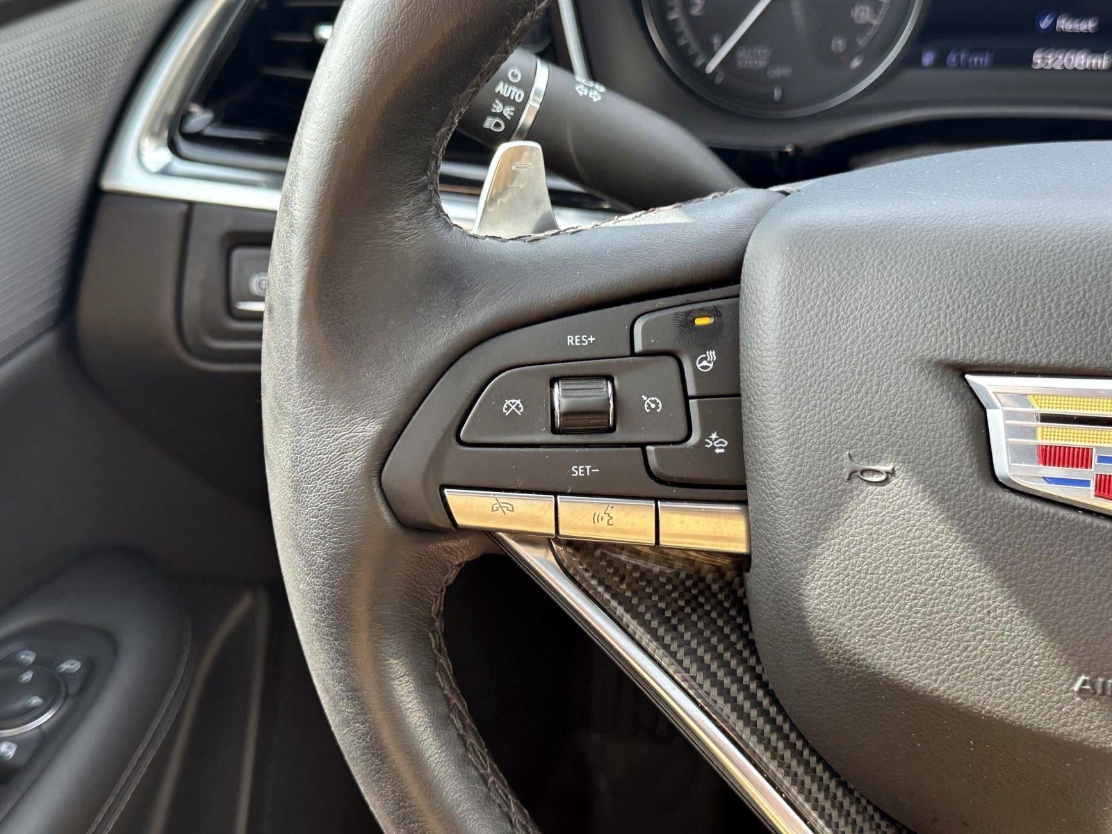 2023 Cadillac XT6 Sport