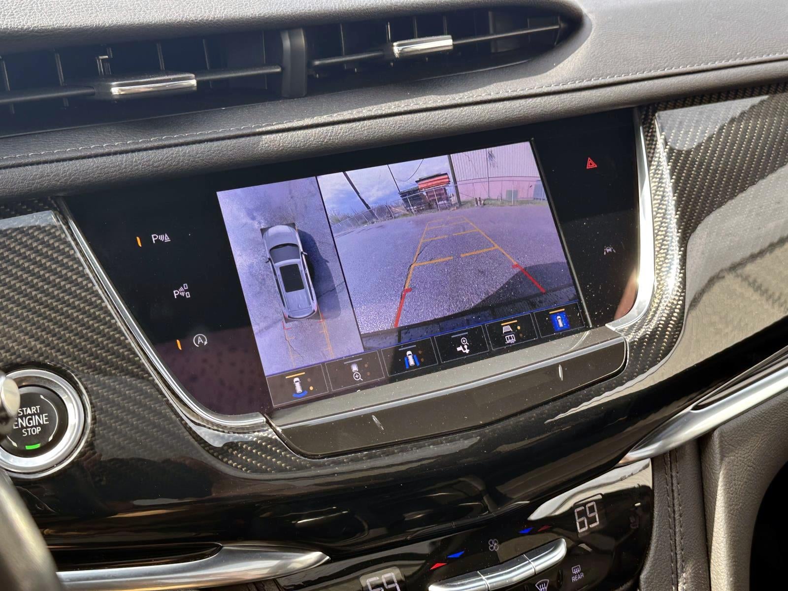 2023 Cadillac XT6 Sport