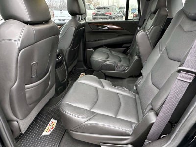 2016 Cadillac Escalade Luxury Collection