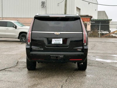 2016 Cadillac Escalade Luxury Collection