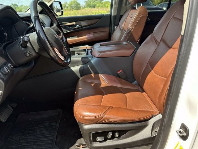 2019 Cadillac Escalade Luxury