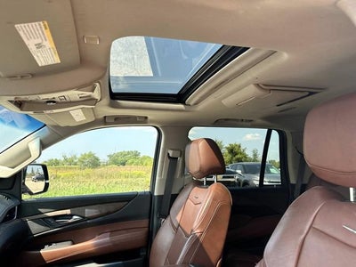 2019 Cadillac Escalade Luxury