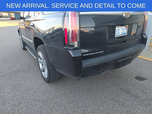 2019 Cadillac Escalade Luxury