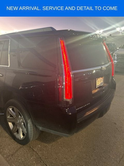 2020 Cadillac Escalade Luxury