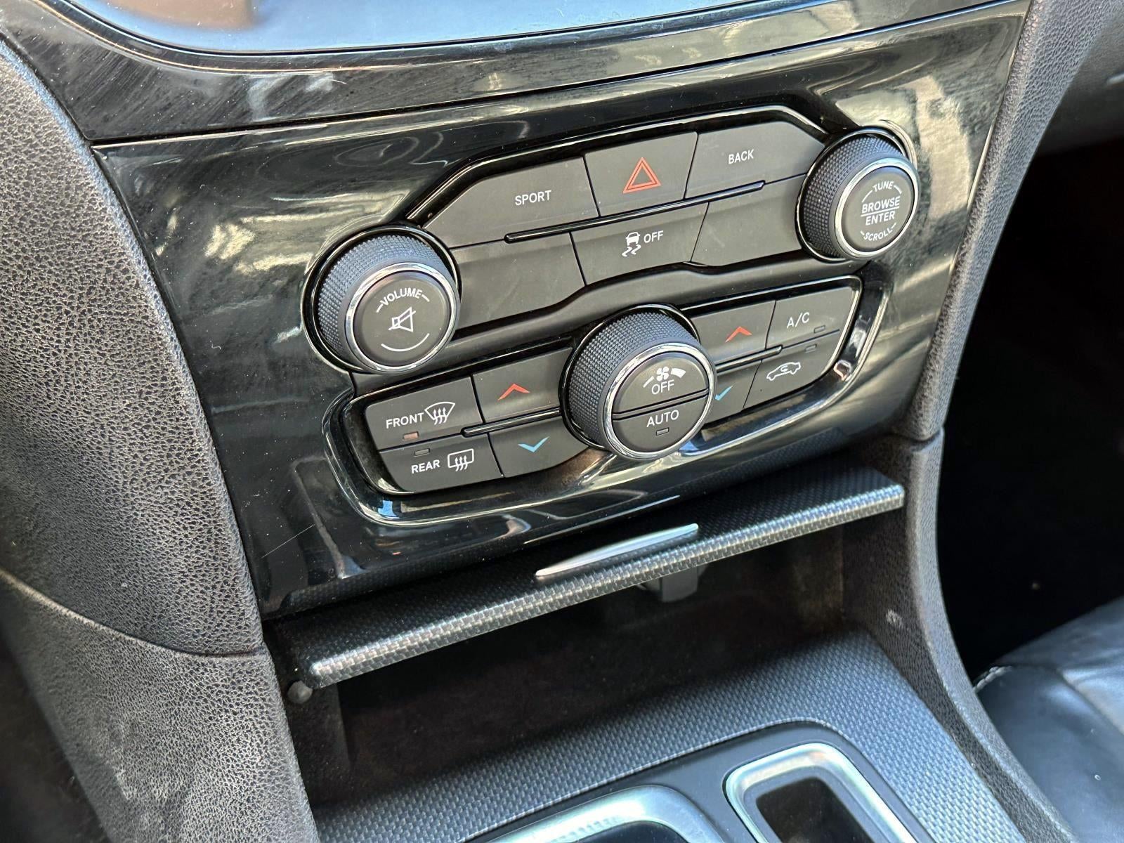 2016 Chrysler 300 300S