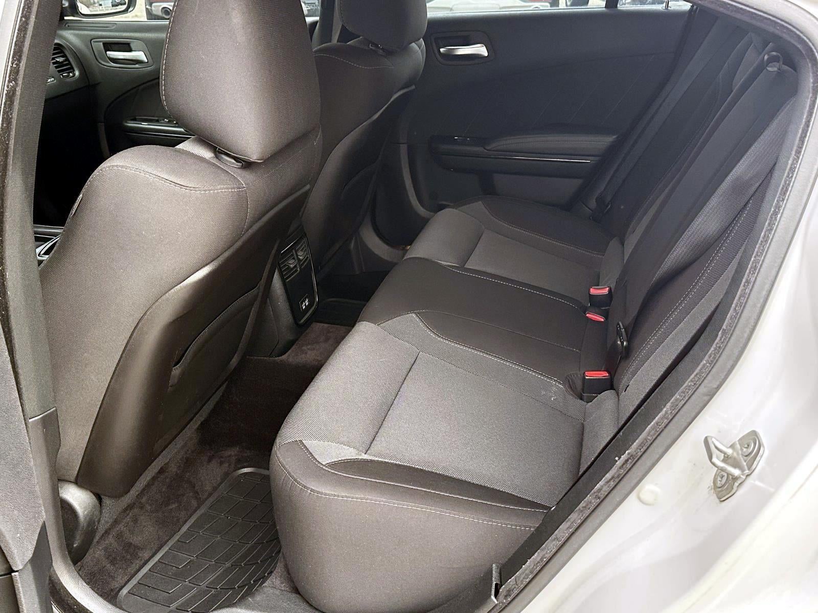 2017 Dodge Charger SXT