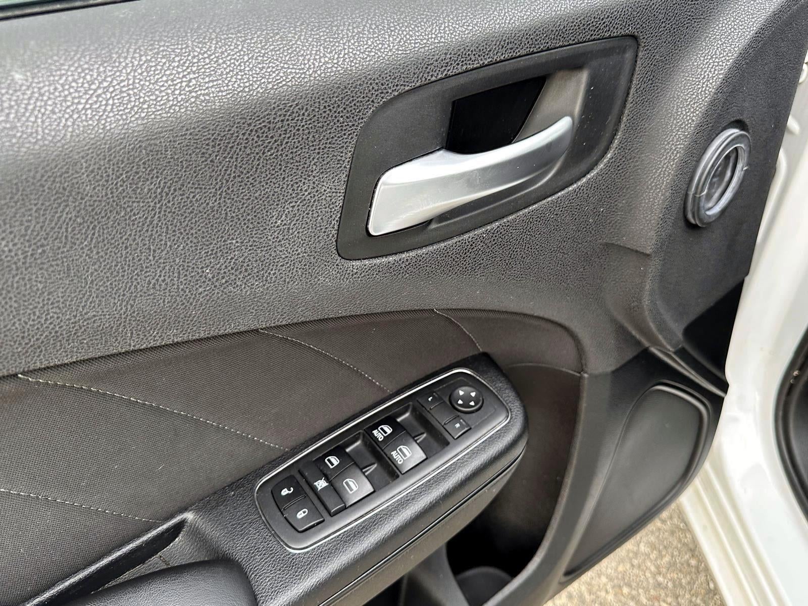 2017 Dodge Charger SXT