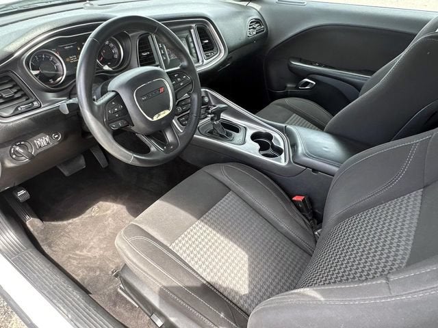 2017 Dodge Challenger SXT