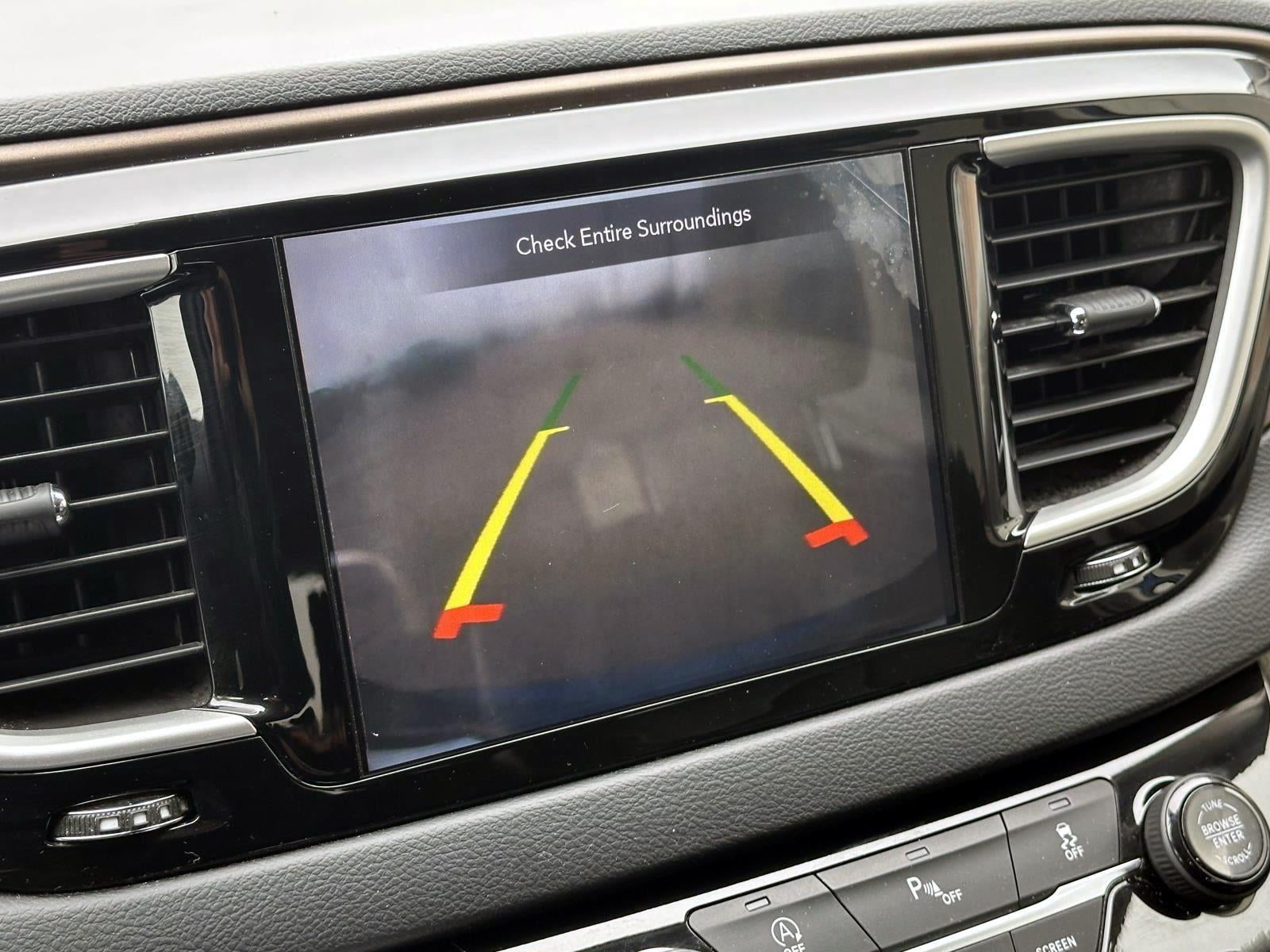 2018 Chrysler Pacifica Touring L