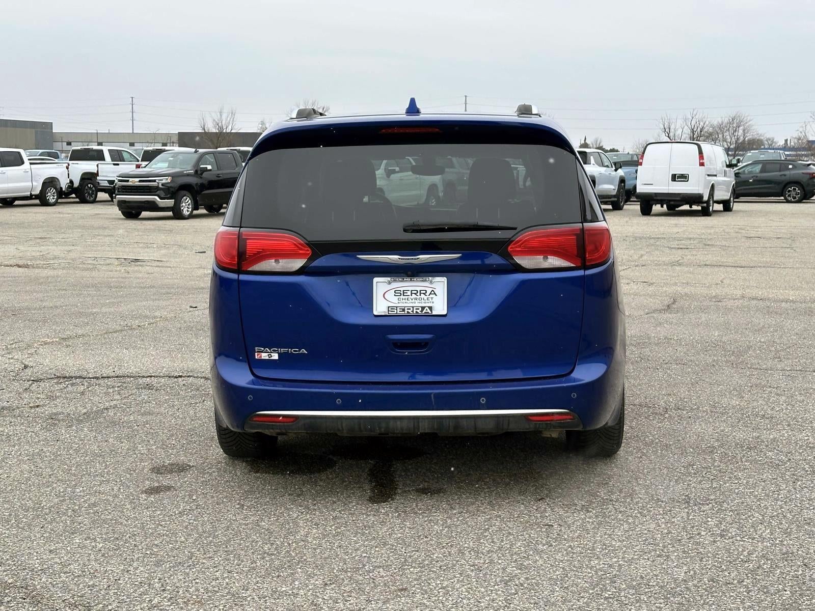 2018 Chrysler Pacifica Touring L
