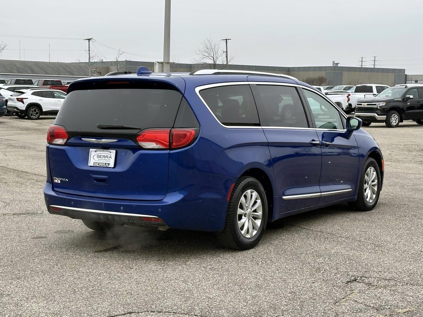 2018 Chrysler Pacifica Touring L