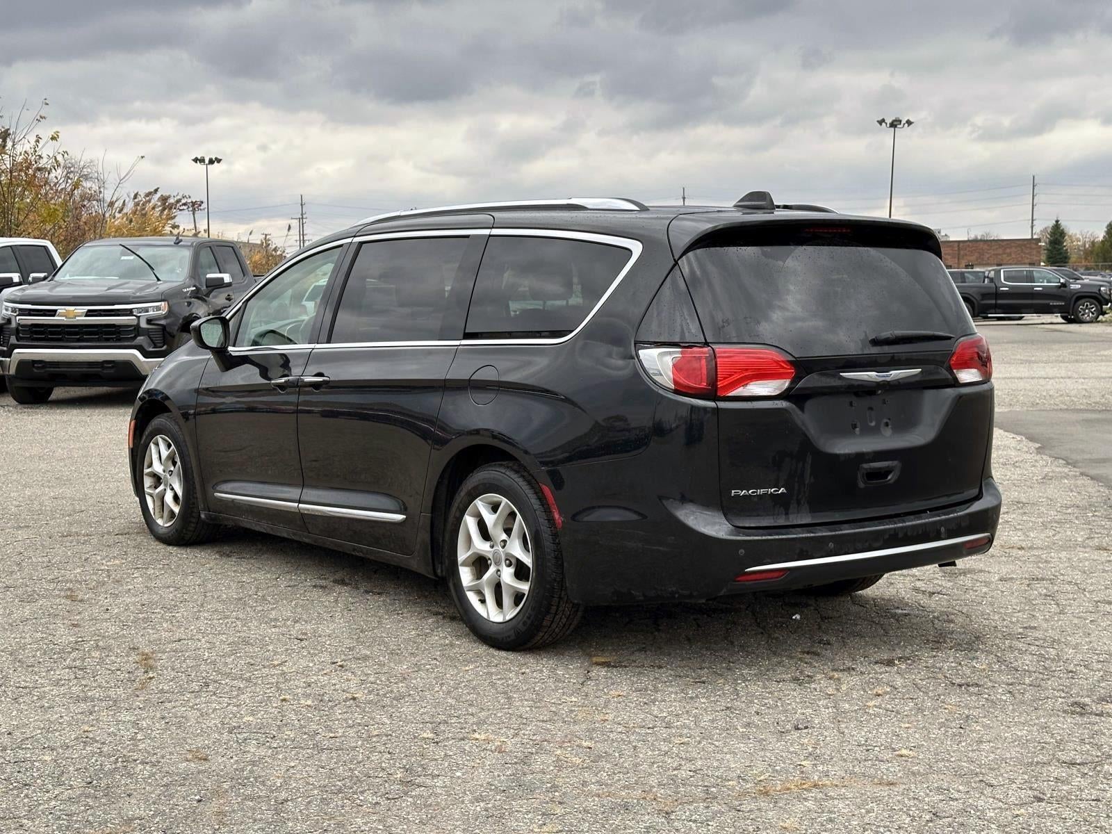 2018 Chrysler Pacifica Touring L Plus