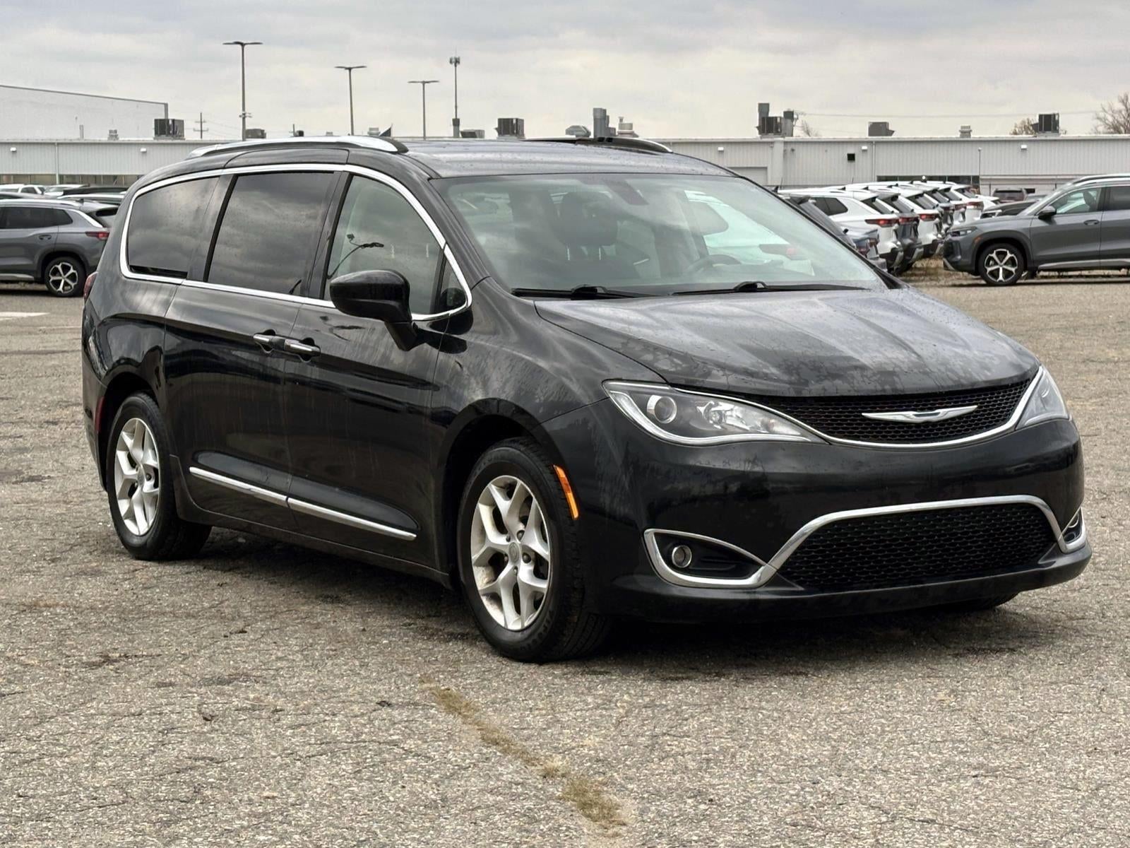 2018 Chrysler Pacifica Touring L Plus