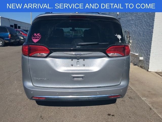 2018 Chrysler Pacifica Touring L Plus