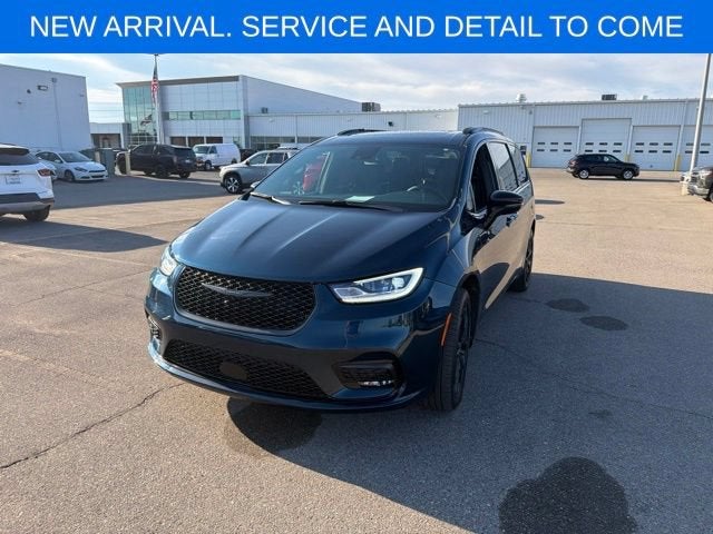 2023 Chrysler Pacifica Limited AWD