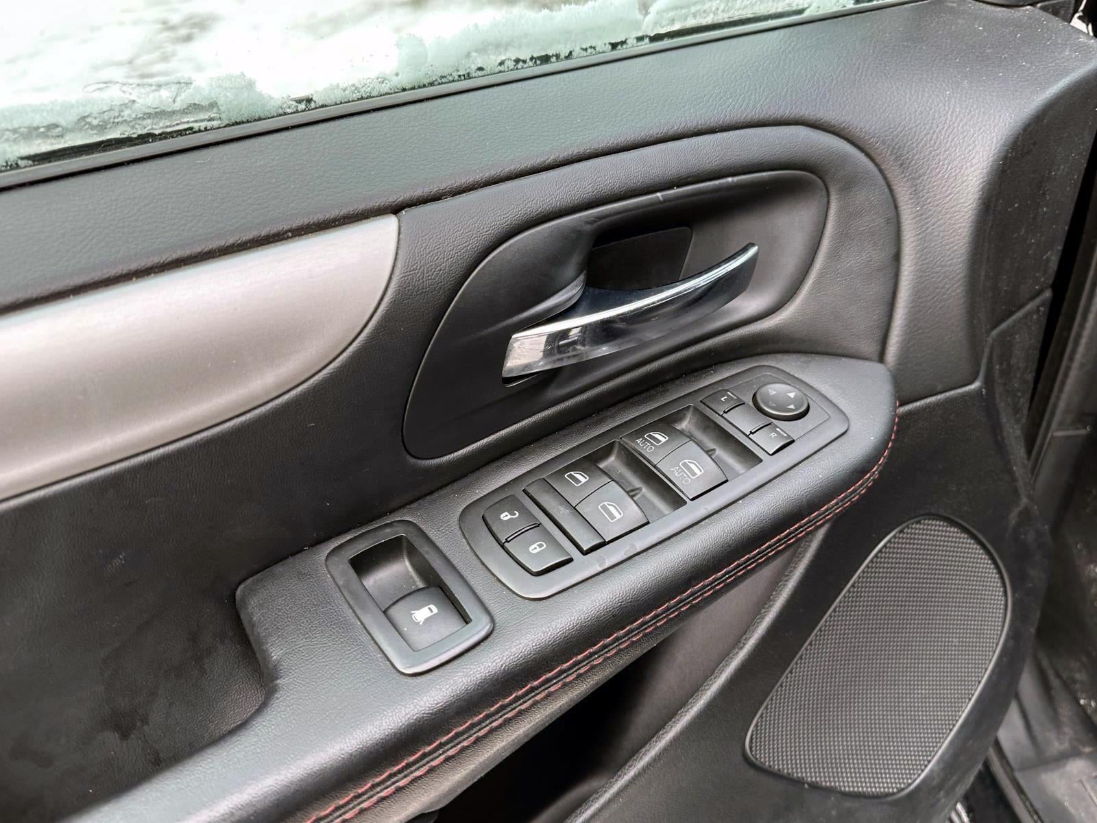 2016 Dodge Grand Caravan R/T