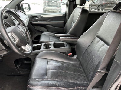 2016 Dodge Grand Caravan R/T
