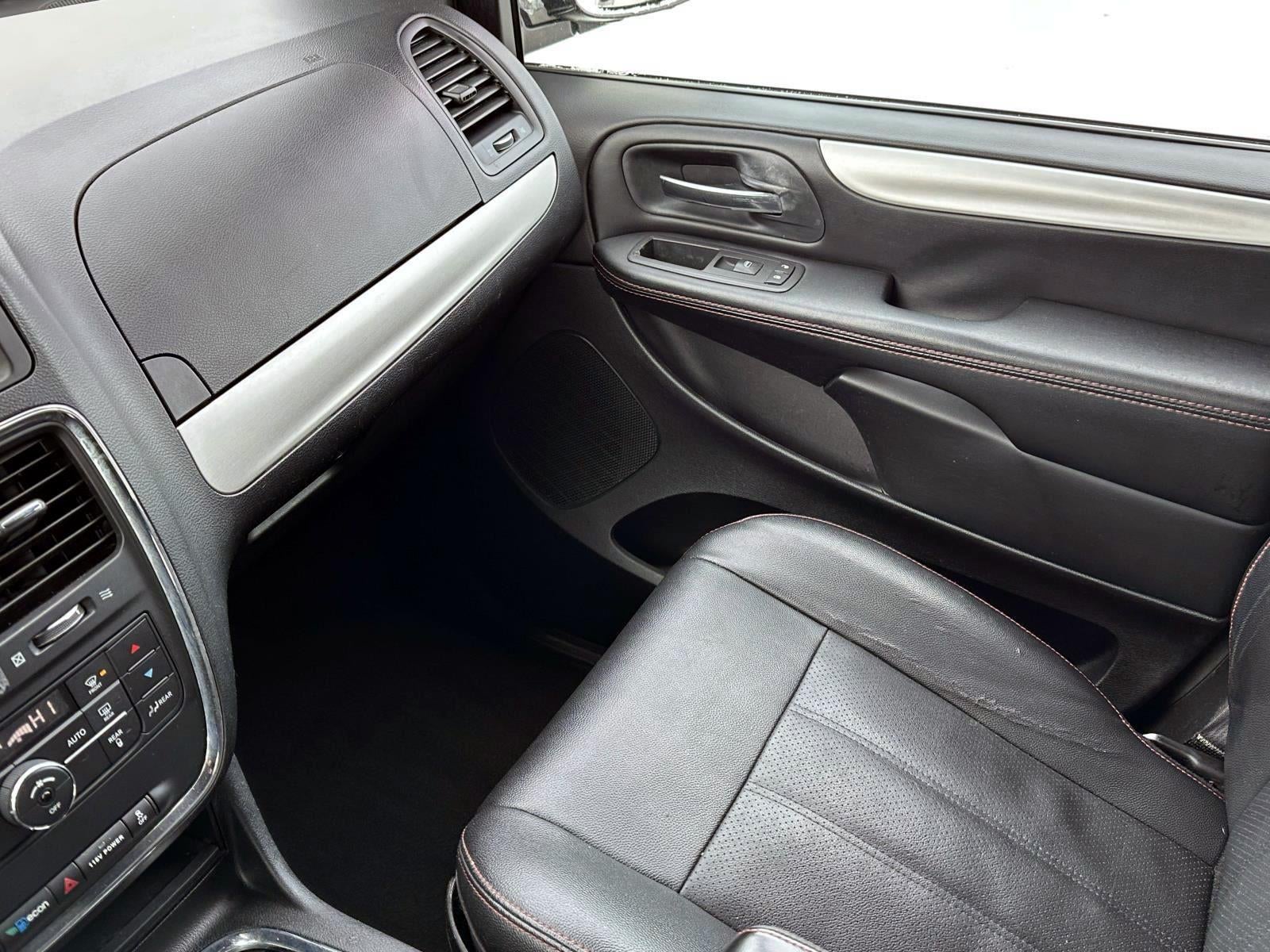 2016 Dodge Grand Caravan R/T