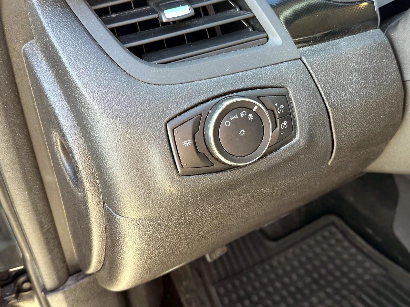 2013 Ford Edge SE