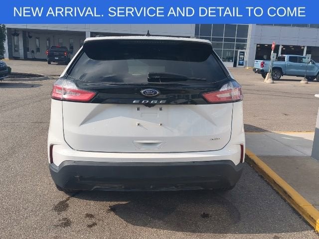 2023 Ford Edge SE