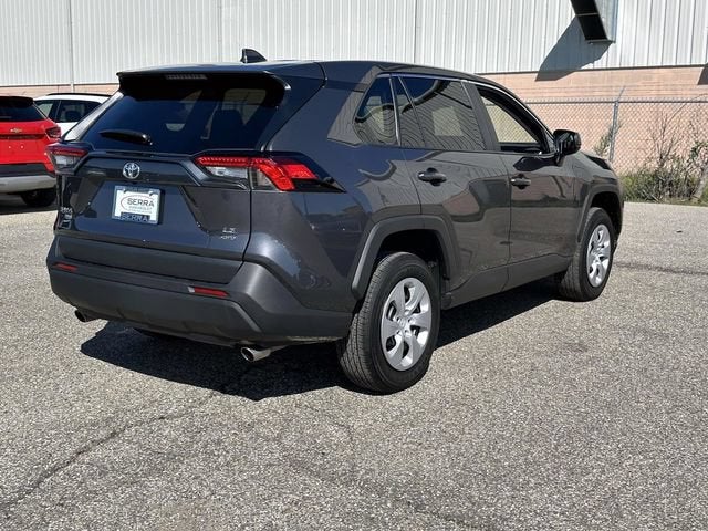 2025 Toyota RAV4 LE