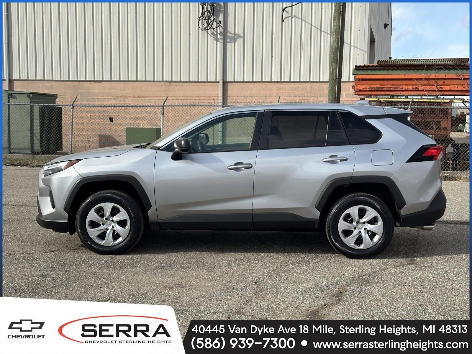 2024 Toyota RAV4 LE
