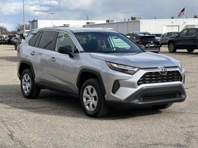 2024 Toyota RAV4 LE