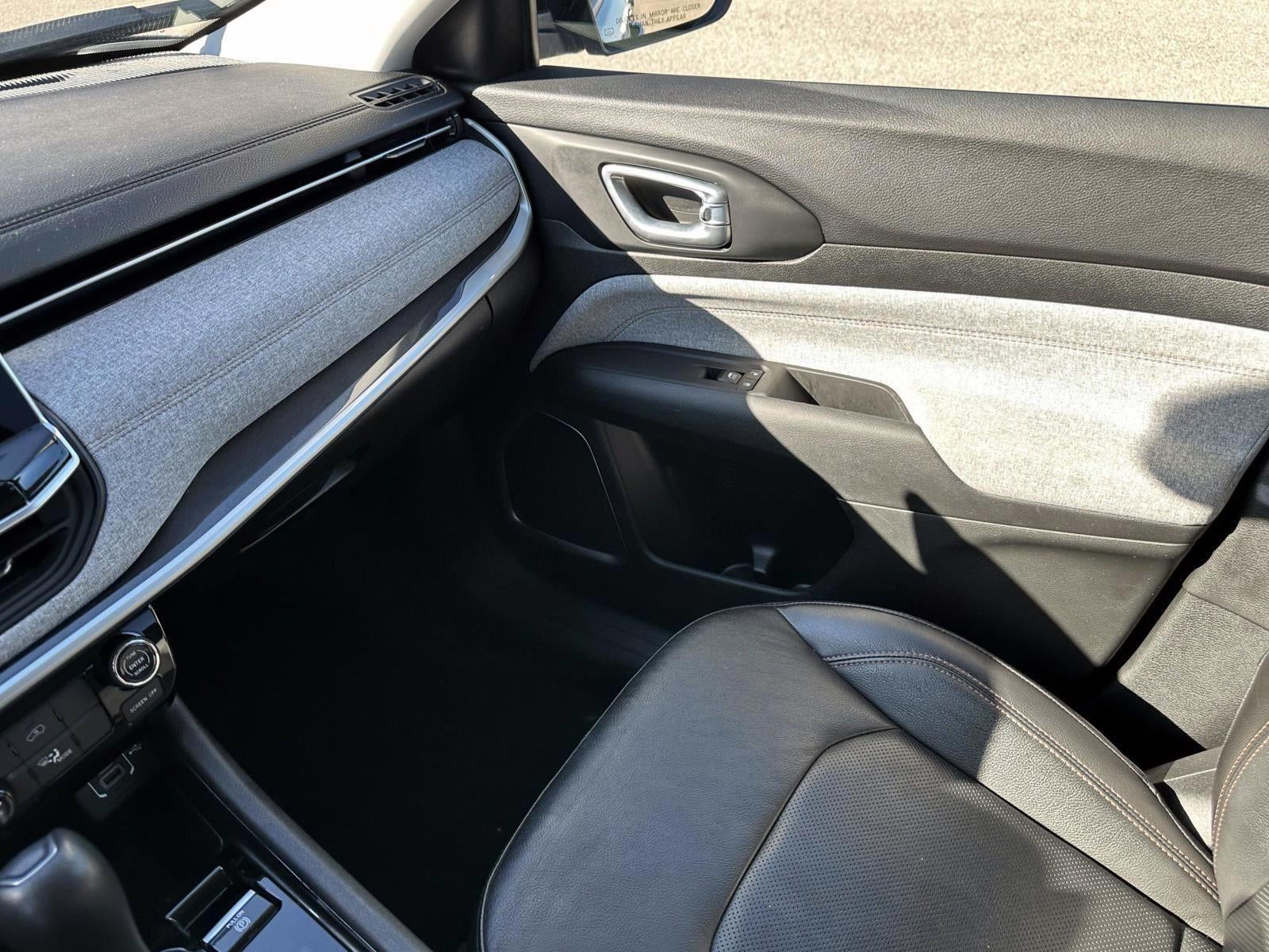 2022 Jeep Compass Latitude Lux 4x4