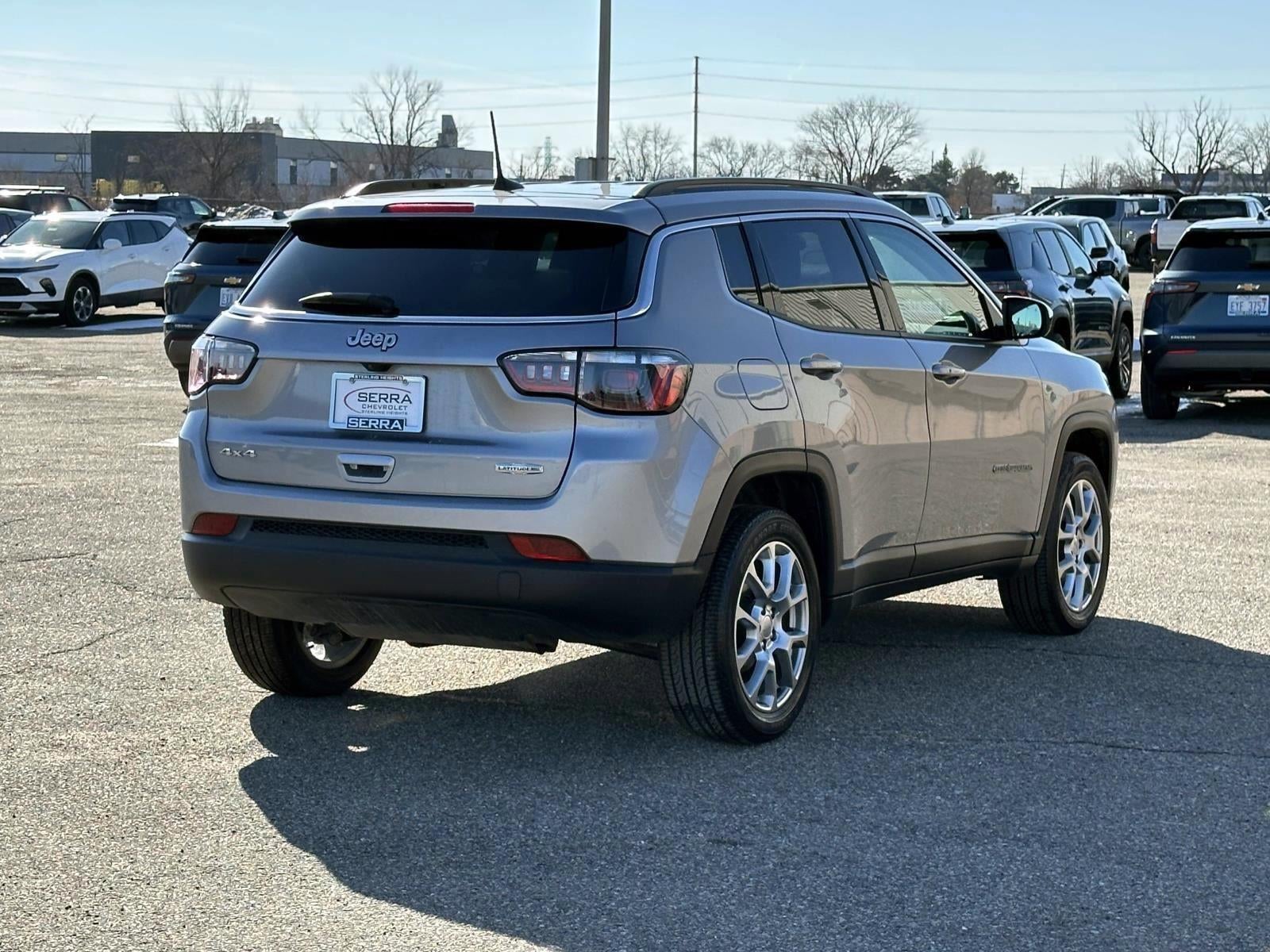 2022 Jeep Compass Latitude Lux 4x4