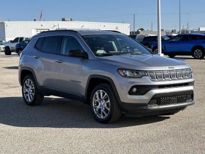 2022 Jeep Compass Latitude Lux 4x4