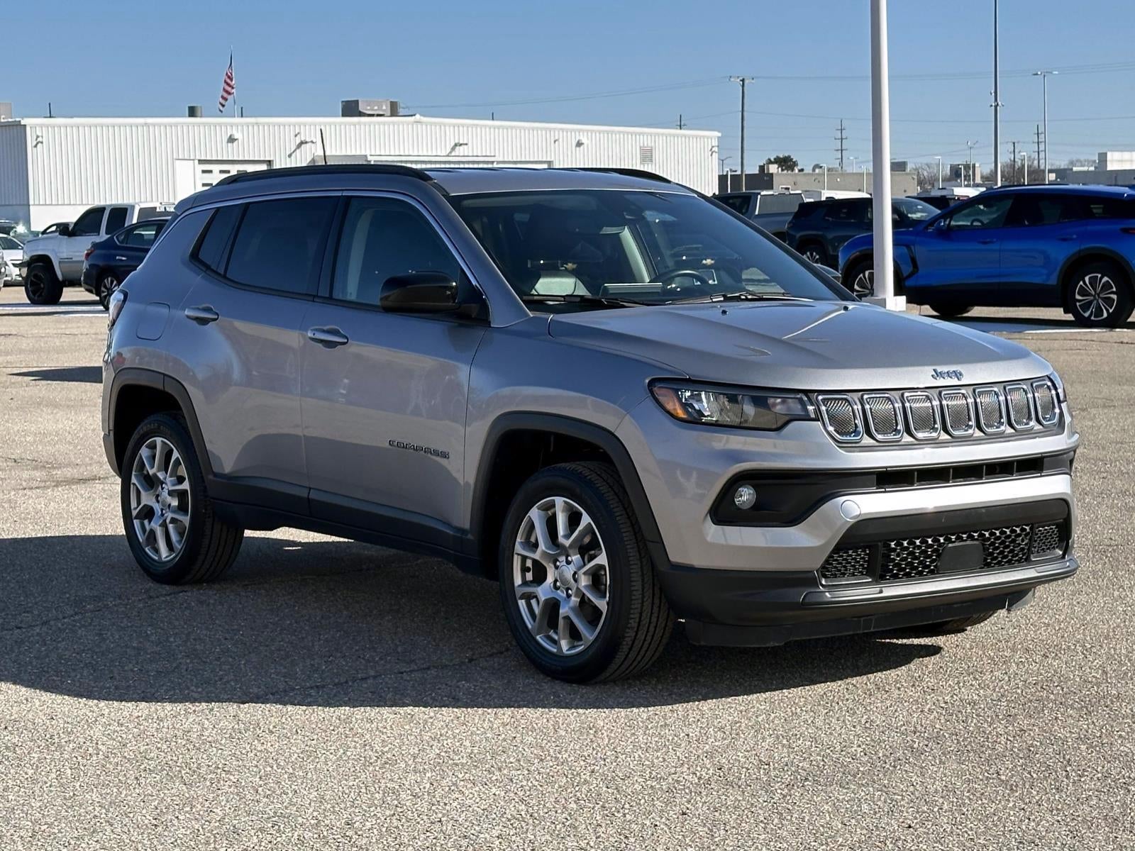 2022 Jeep Compass Latitude Lux 4x4