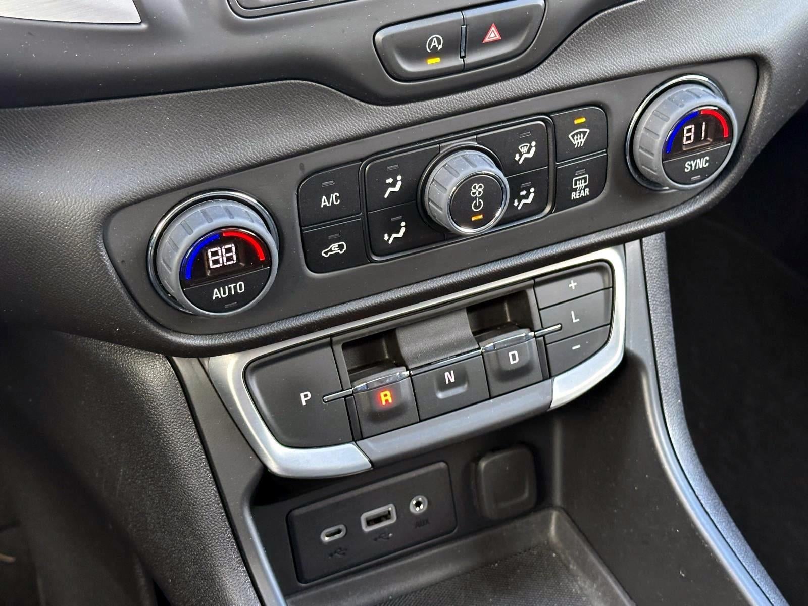 2023 GMC Terrain SLE