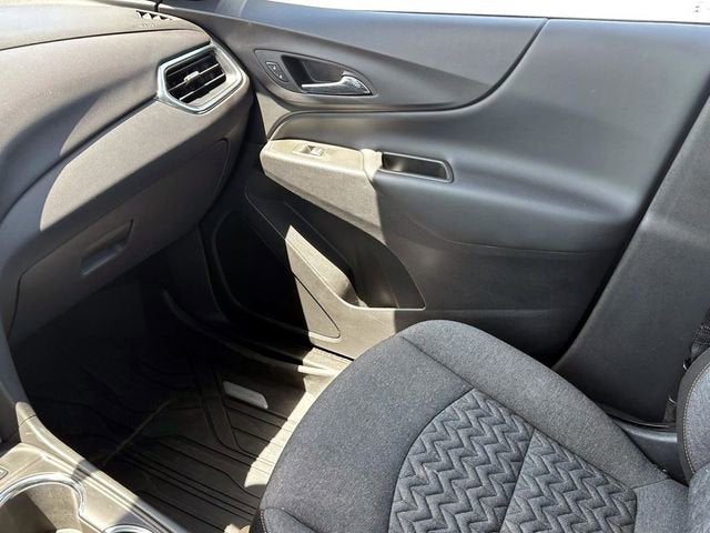 2024 Chevrolet Equinox LT - Photo 29